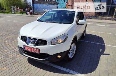 Позашляховик / Кросовер Nissan Qashqai 2010 в Луцьку