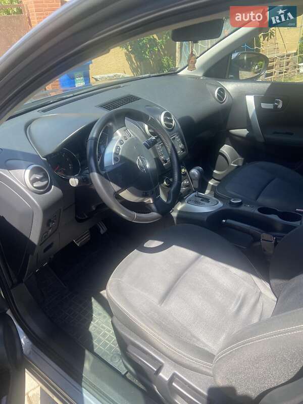 Внедорожник / Кроссовер Nissan Qashqai 2010 в Ивано-Франковске