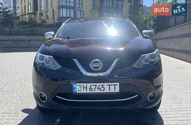 Позашляховик / Кросовер Nissan Qashqai 2014 в 
