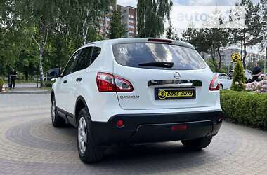 Позашляховик / Кросовер Nissan Qashqai 2012 в Львові