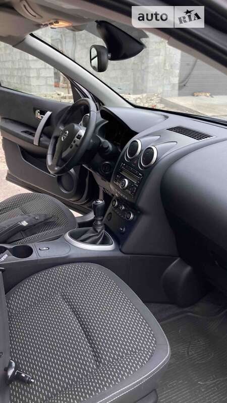 Внедорожник / Кроссовер Nissan Qashqai 2008 в Новой Ушице фото 12 Внедорожник / Кроссовер Nissan Qashqai 2008 в Новой Ушице