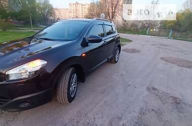 Внедорожник / Кроссовер Nissan Qashqai 2011 в Кременчуге