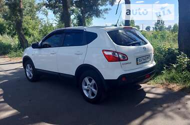 Позашляховик / Кросовер Nissan Qashqai 2013 в Києві