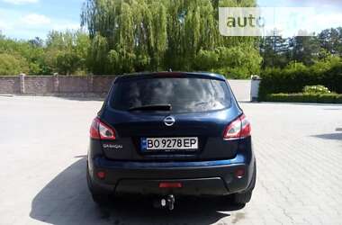 Позашляховик / Кросовер Nissan Qashqai 2011 в Тернополі