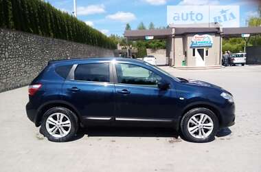 Внедорожник / Кроссовер Nissan Qashqai 2011 в Тернополе