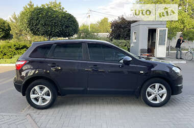 Внедорожник / Кроссовер Nissan Qashqai 2011 в Полтаве