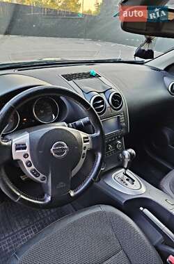 Внедорожник / Кроссовер Nissan Qashqai 2009 в 