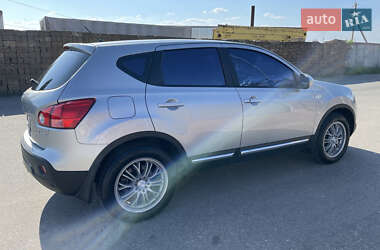 Внедорожник / Кроссовер Nissan Qashqai 2008 в 