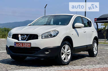 Внедорожник / Кроссовер Nissan Qashqai 2010 в Иршаве