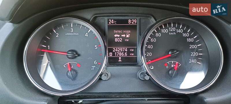 Позашляховик / Кросовер Nissan Qashqai 2011 в Києві