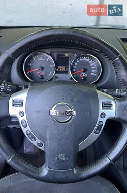Внедорожник / Кроссовер Nissan Qashqai 2013 в 