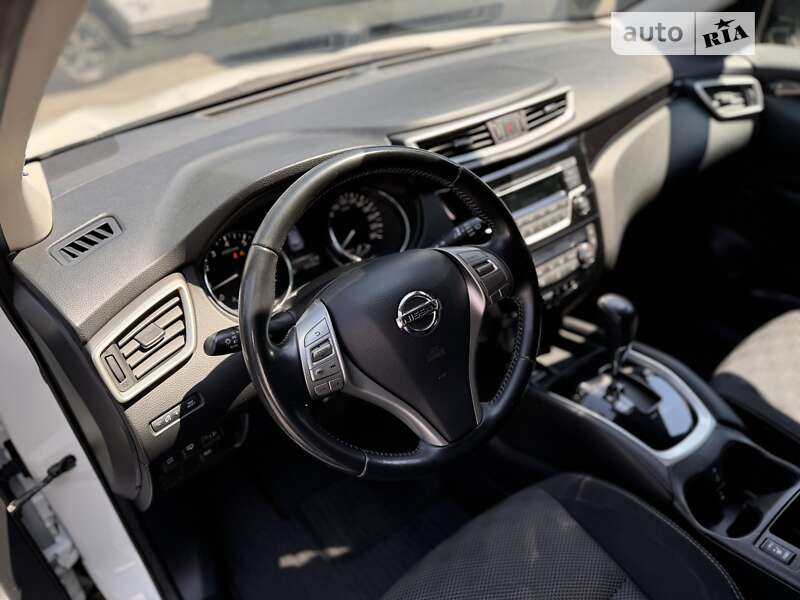 Внедорожник / Кроссовер Nissan Qashqai 2015 в Одессе