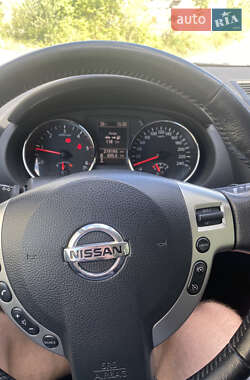 Внедорожник / Кроссовер Nissan Qashqai 2012 в 