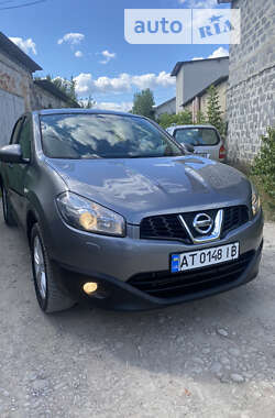 Внедорожник / Кроссовер Nissan Qashqai 2012 в Ивано-Франковске