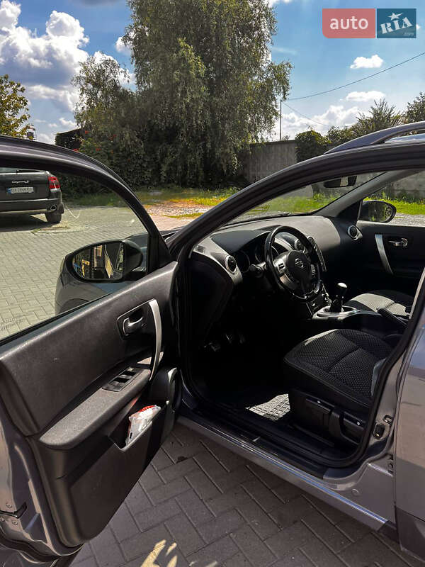 Позашляховик / Кросовер Nissan Qashqai 2009 в Кам'янець-Подільському