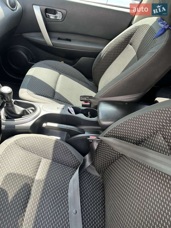 Позашляховик / Кросовер Nissan Qashqai 2009 в Кам'янець-Подільському