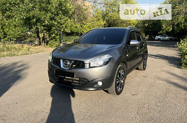 Позашляховик / Кросовер Nissan Qashqai 2011 в Слов'янську