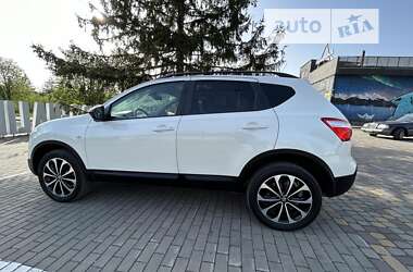 Позашляховик / Кросовер Nissan Qashqai 2013 в Луцьку