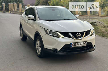 Внедорожник / Кроссовер Nissan Qashqai 2014 в Черновцах