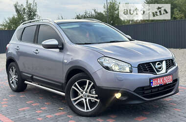 Внедорожник / Кроссовер Nissan Qashqai 2011 в Берегово