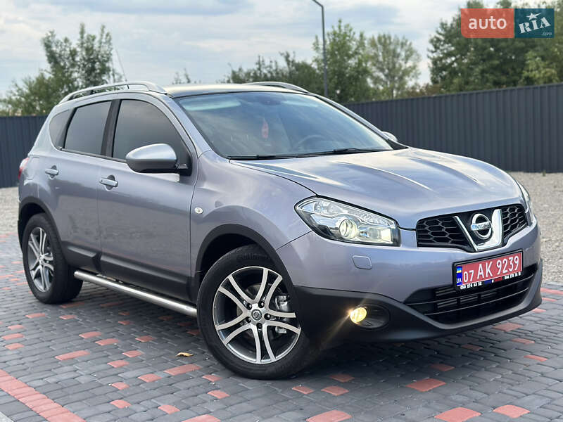 Позашляховик / Кросовер Nissan Qashqai 2011 в 