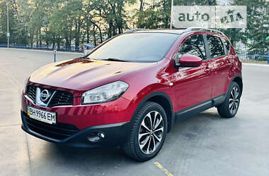 Позашляховик / Кросовер Nissan Qashqai 2011 в Одесі