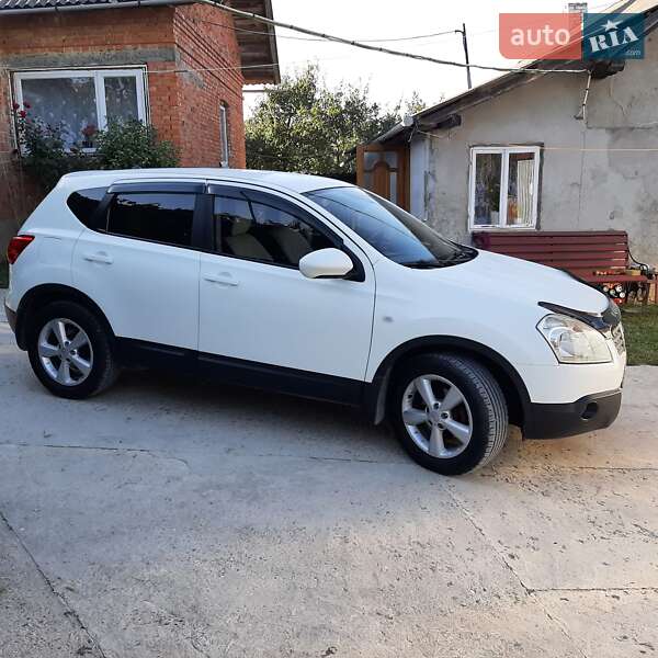 Внедорожник / Кроссовер Nissan Qashqai 2009 в Монастыриске