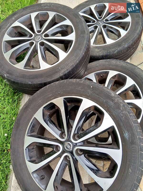 Внедорожник / Кроссовер Nissan Qashqai 2010 в Бориславе