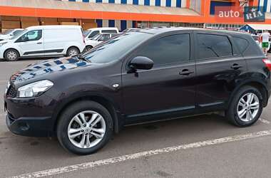 Позашляховик / Кросовер Nissan Qashqai 2011 в Кривому Розі