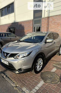 Внедорожник / Кроссовер Nissan Qashqai 2014 в Киеве