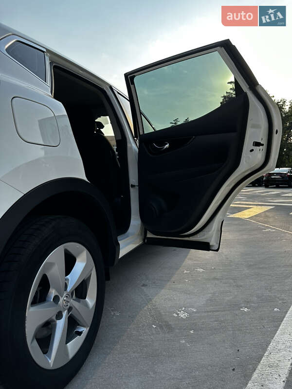 Внедорожник / Кроссовер Nissan Qashqai 2018 в Ирпене