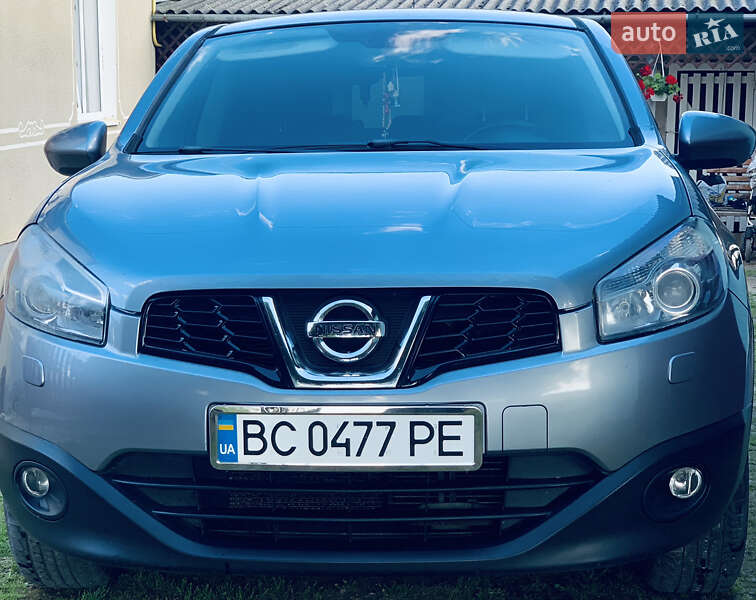 Внедорожник / Кроссовер Nissan Qashqai 2012 в Рудки