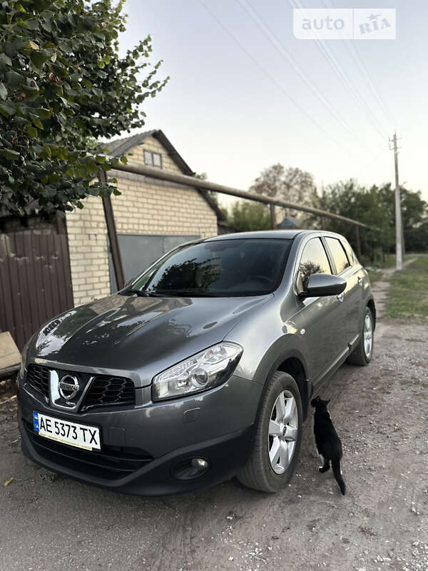 Позашляховик / Кросовер Nissan Qashqai 2011 в Тернівці