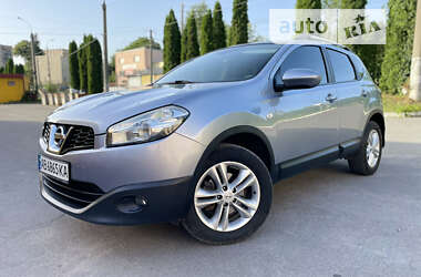 Позашляховик / Кросовер Nissan Qashqai 2013 в Кам'янець-Подільському