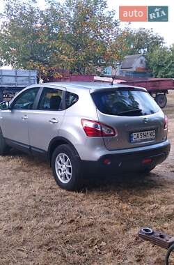 Внедорожник / Кроссовер Nissan Qashqai 2010 в Черкассах