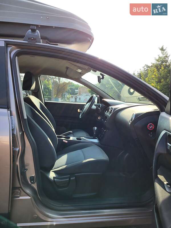 Внедорожник / Кроссовер Nissan Qashqai 2012 в Чернигове фото 11 Внедорожник / Кроссовер Nissan Qashqai 2012 в Чернигове