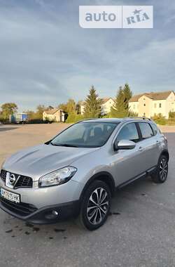 Внедорожник / Кроссовер Nissan Qashqai 2011 в Ровно