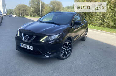 Внедорожник / Кроссовер Nissan Qashqai 2015 в Львове