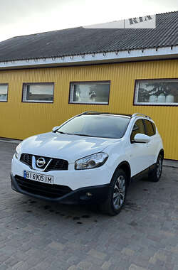 Позашляховик / Кросовер Nissan Qashqai 2011 в Хоролі