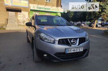 Позашляховик / Кросовер Nissan Qashqai 2013 в Деражні