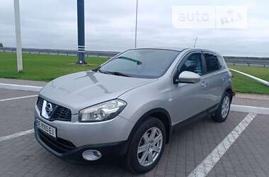 Внедорожник / Кроссовер Nissan Qashqai 2013 в Первомайске