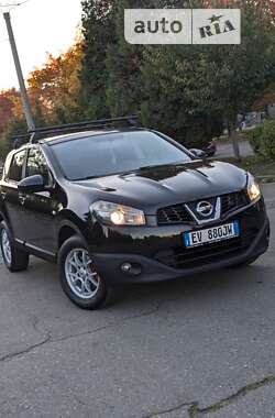 Позашляховик / Кросовер Nissan Qashqai 2010 в Калуші