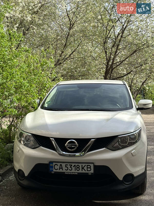 Внедорожник / Кроссовер Nissan Qashqai 2014 в Черкассах