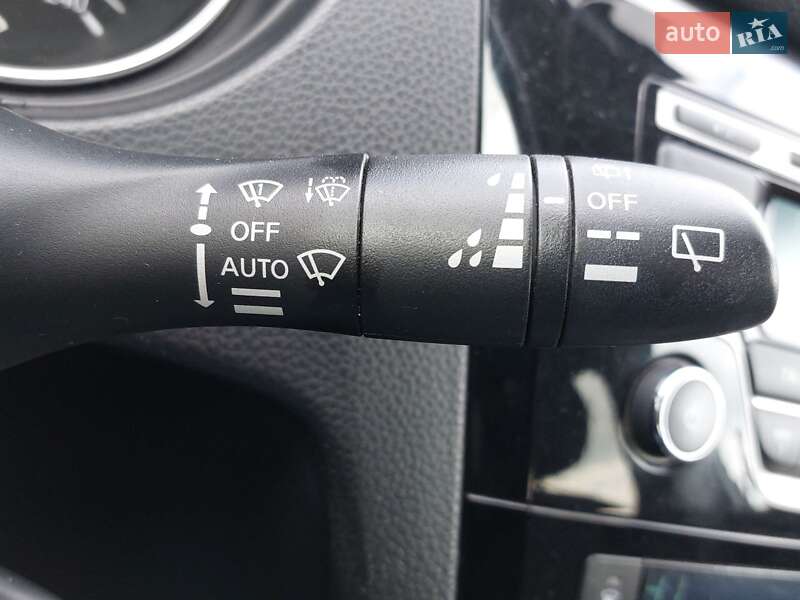 Позашляховик / Кросовер Nissan Qashqai 2015 в Одесі