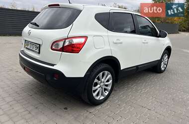 Позашляховик / Кросовер Nissan Qashqai 2011 в Києві