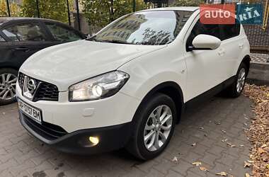 Позашляховик / Кросовер Nissan Qashqai 2011 в Києві