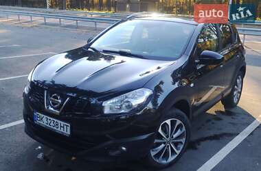 Внедорожник / Кроссовер Nissan Qashqai 2011 в Дубно