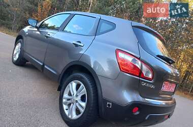 Внедорожник / Кроссовер Nissan Qashqai 2013 в Киеве