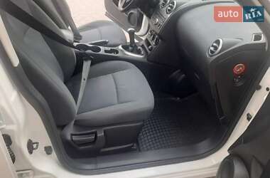 Позашляховик / Кросовер Nissan Qashqai 2010 в Тернополі