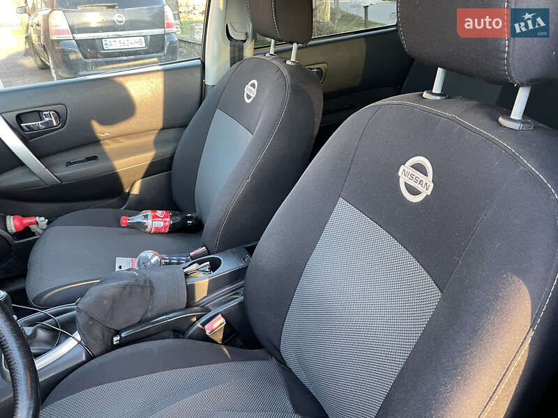 Внедорожник / Кроссовер Nissan Qashqai 2010 в Болехове